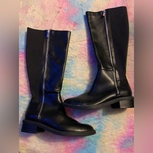 Woman’s size 8.5 a new day black boots